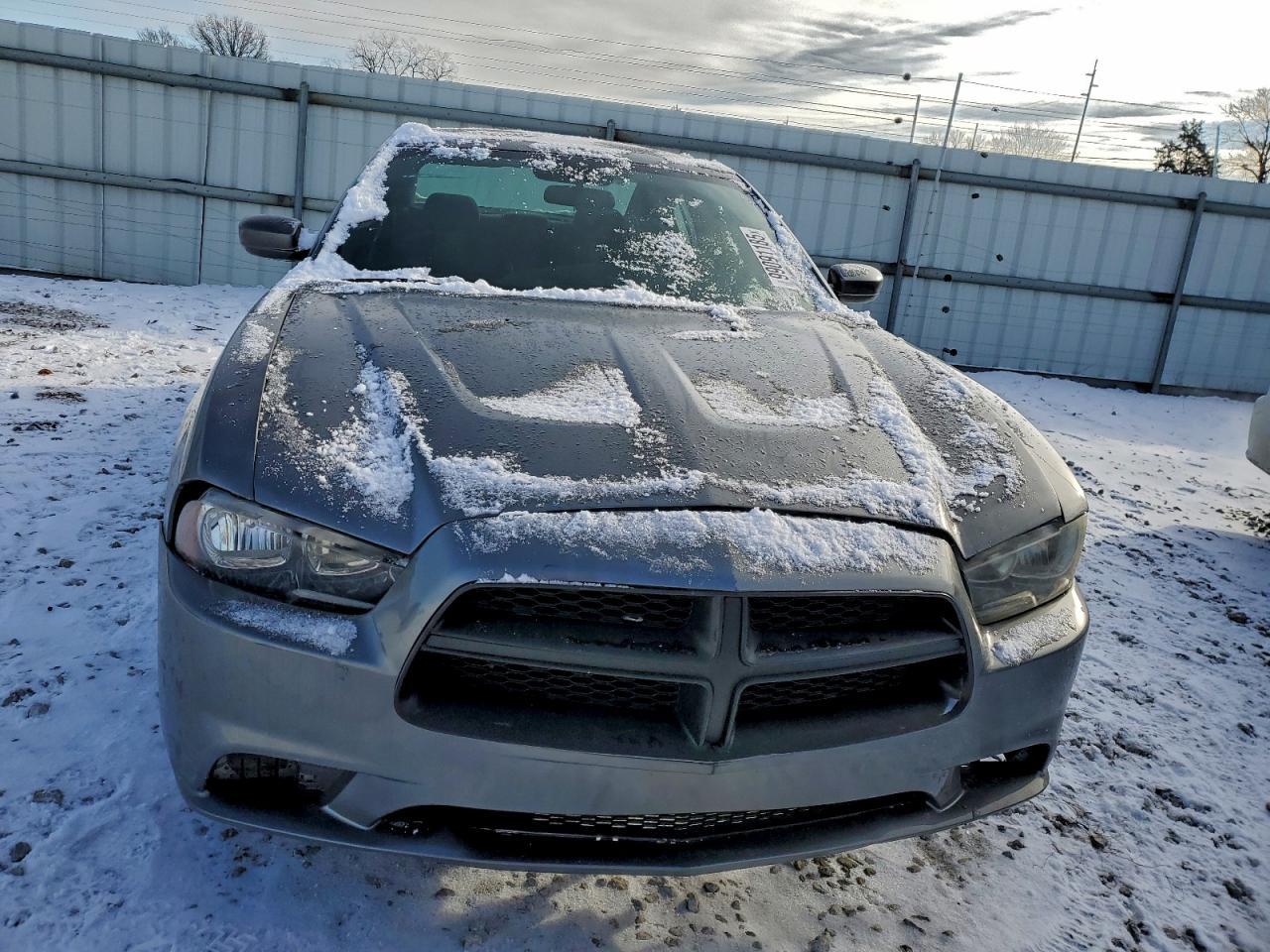 2011 DODGE CHARGER