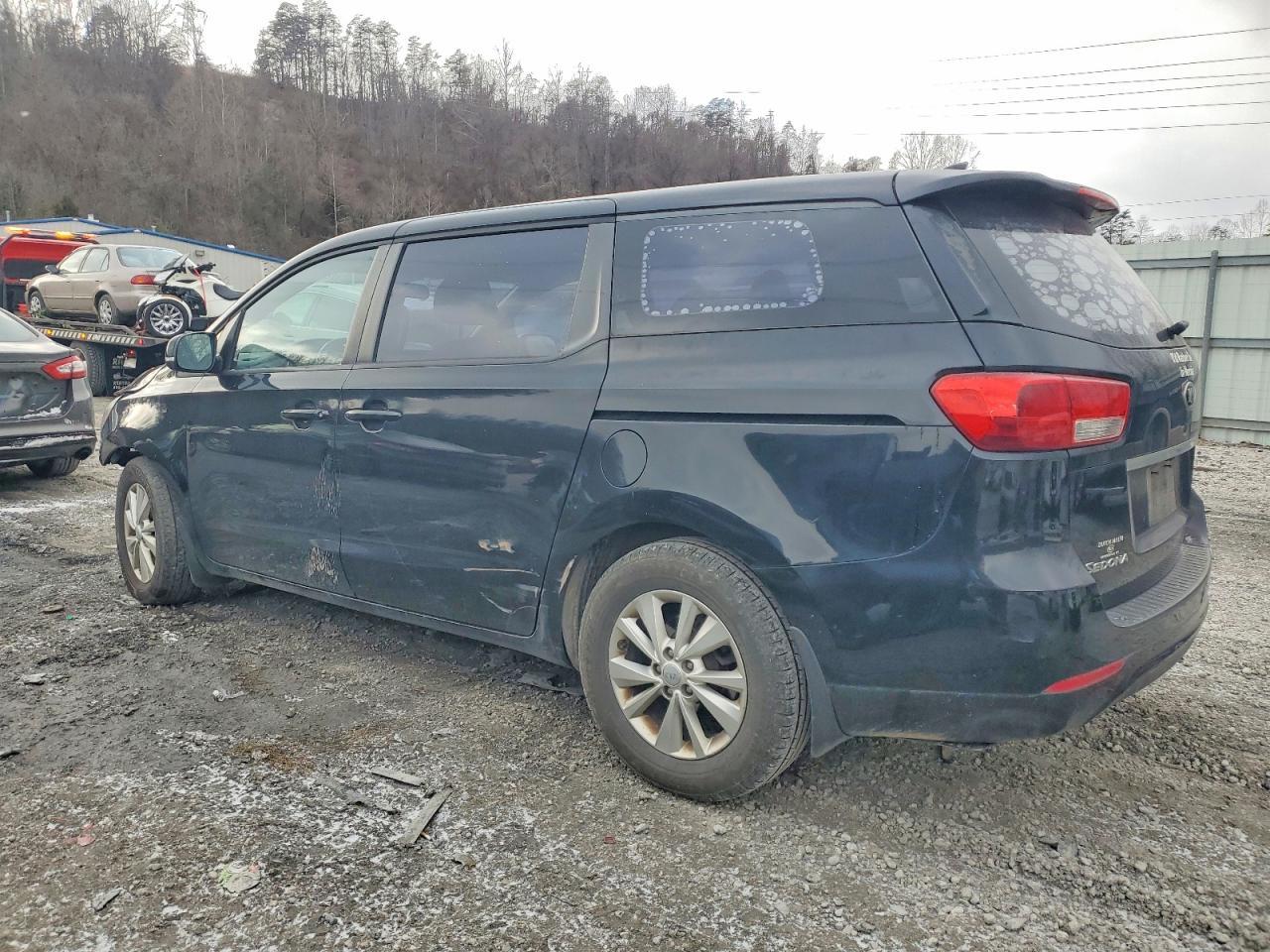 2016 KIA SEDONA