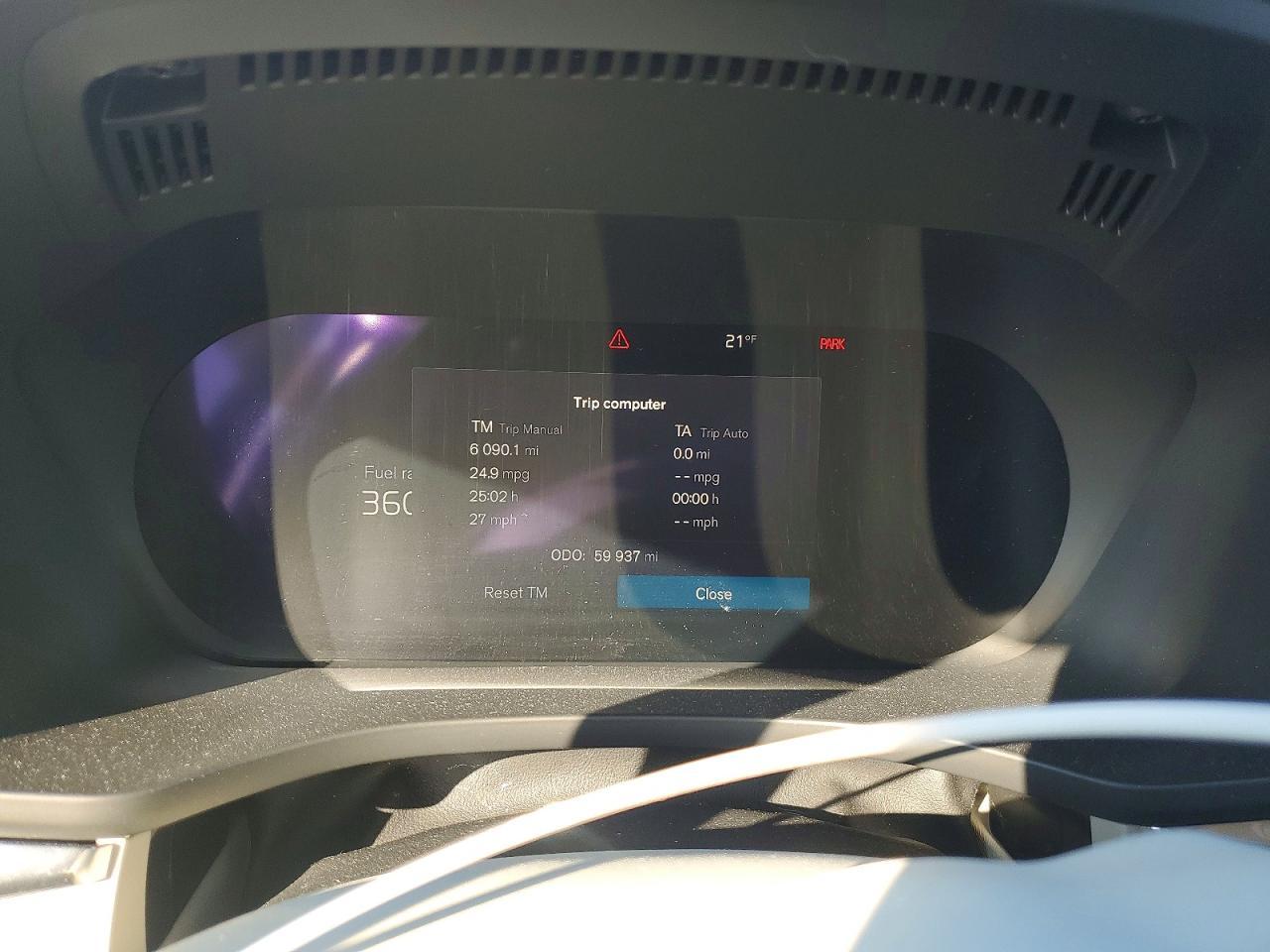 2022 VOLVO XC60