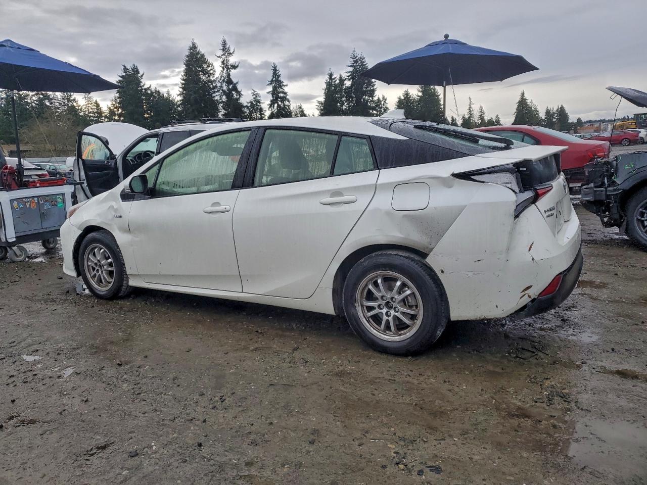 2020 TOYOTA PRIUS