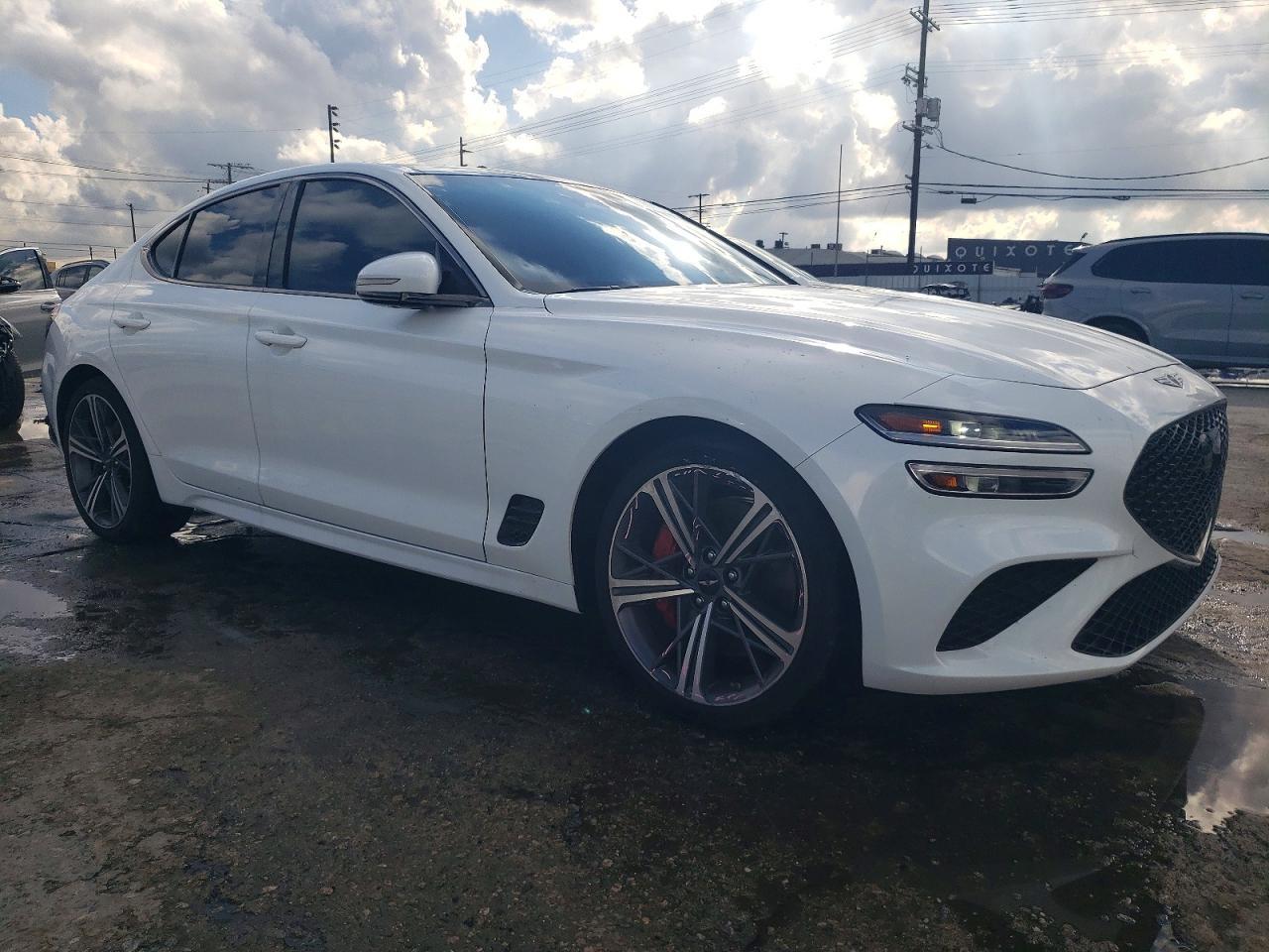 2025 GENESIS G70