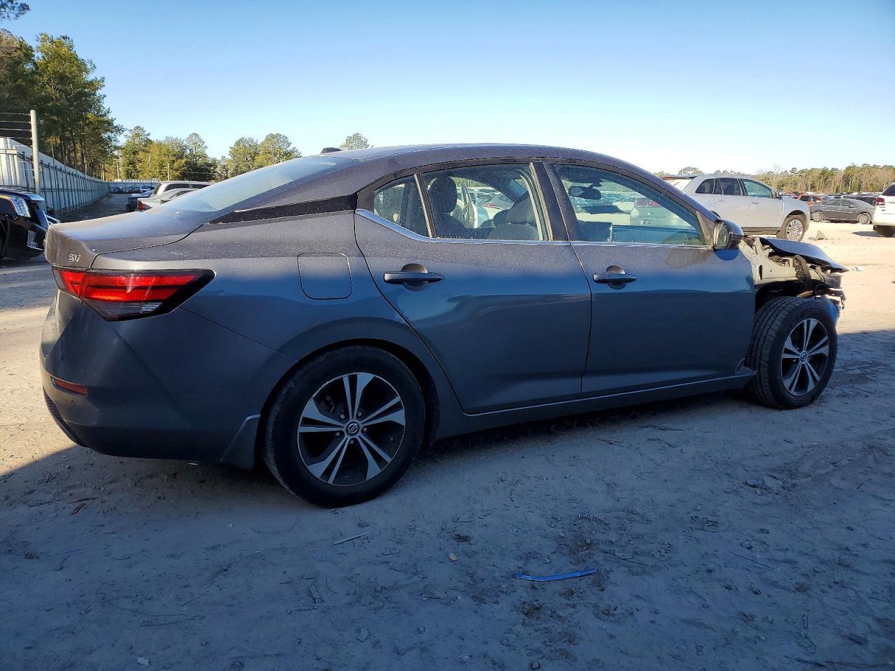 2022 NISSAN SENTRA