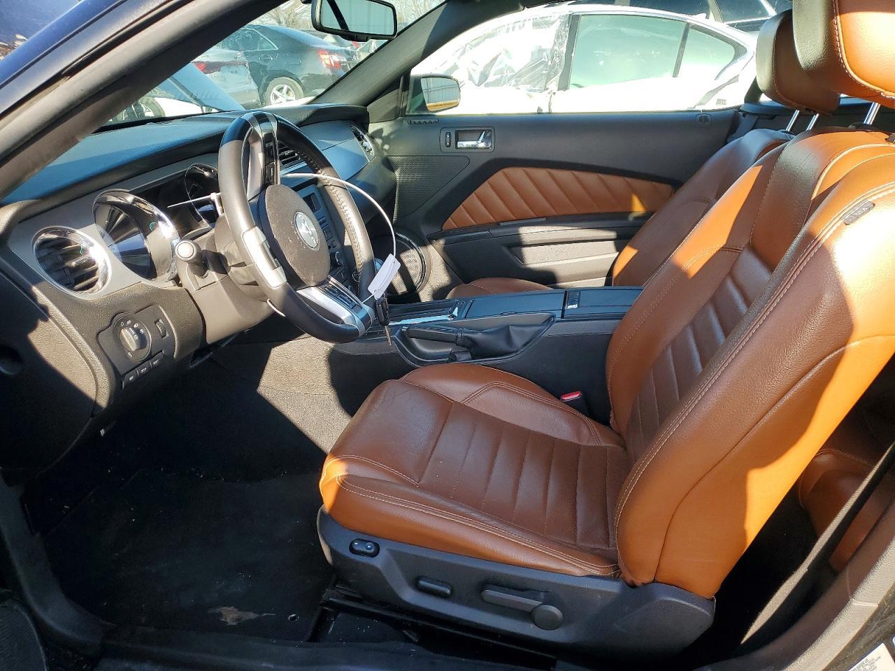 2010 FORD MUSTANG