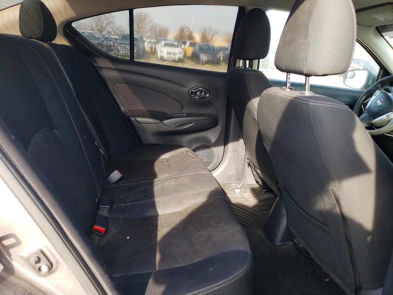 2016 NISSAN VERSA