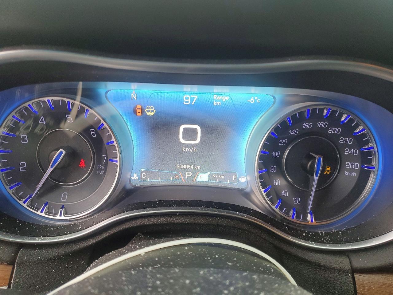 2015 CHRYSLER 300