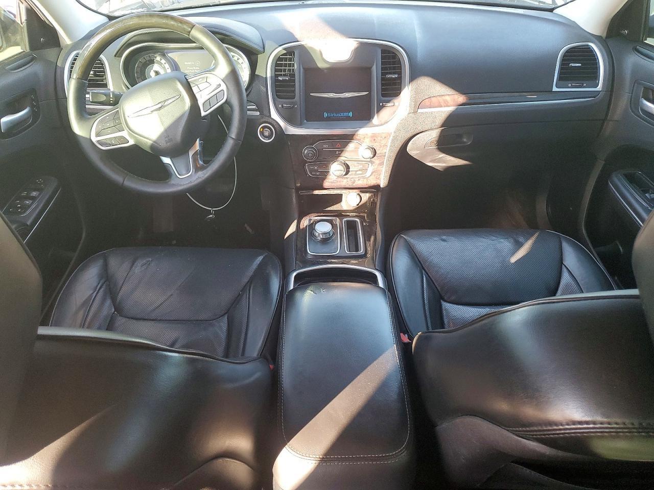 2018 CHRYSLER 300