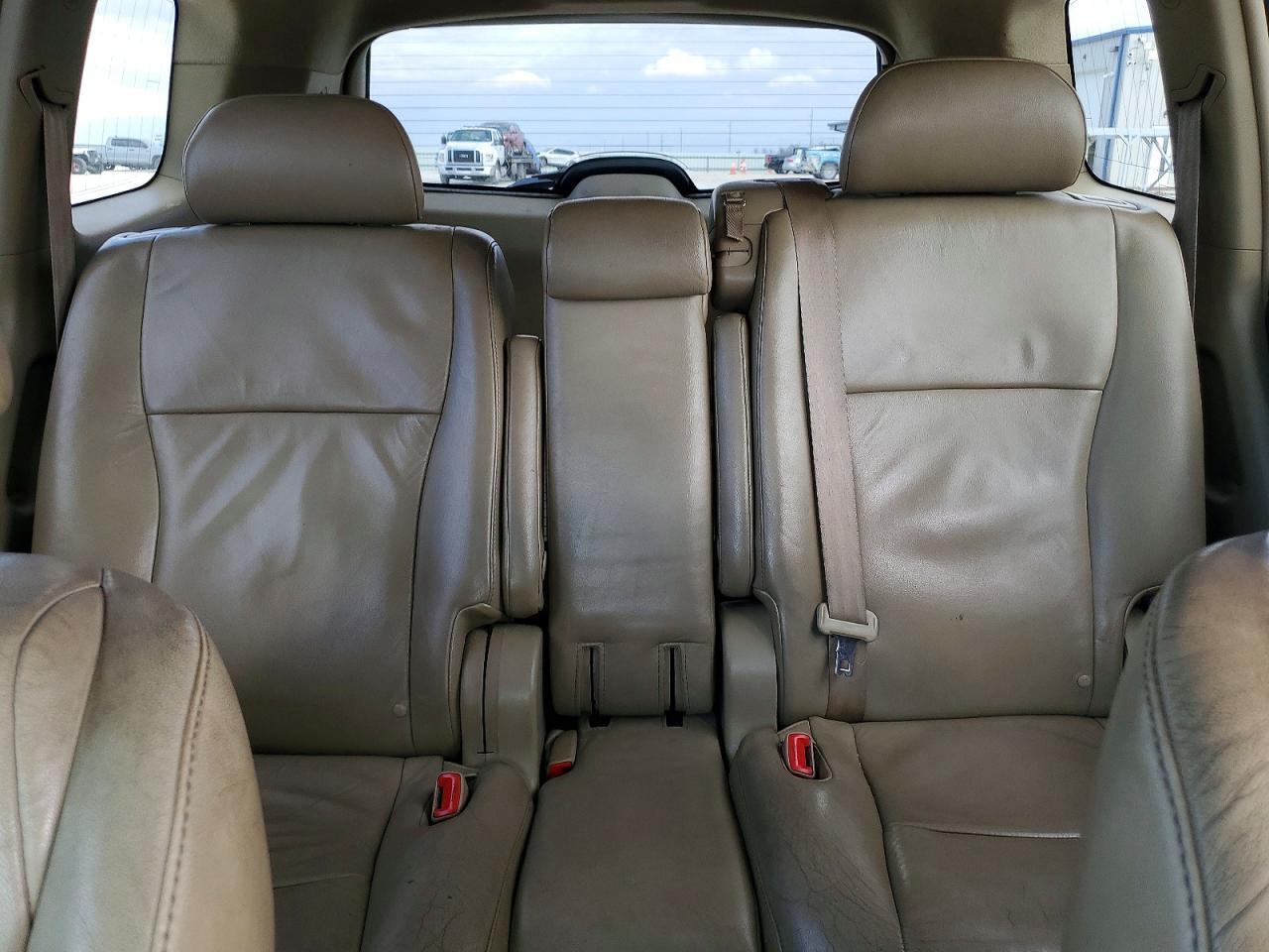 2010 TOYOTA HIGHLANDER