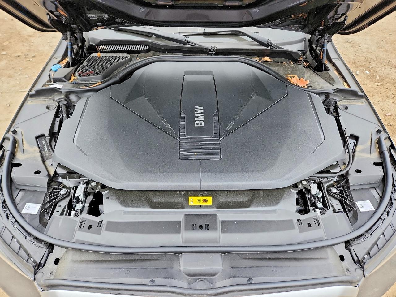 2024 BMW i5