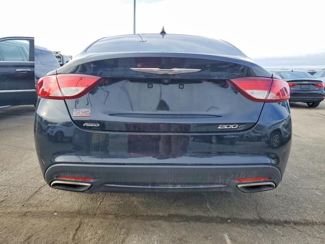 2015 CHRYSLER 200