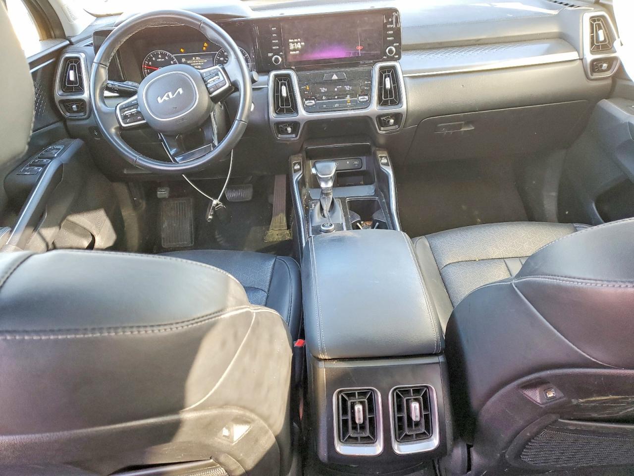 2023 KIA SORENTO