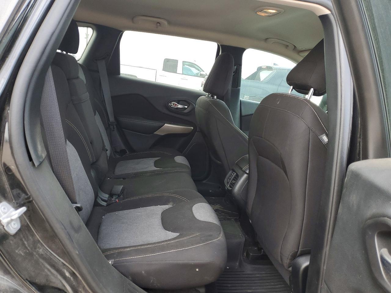 2018 JEEP CHEROKEE