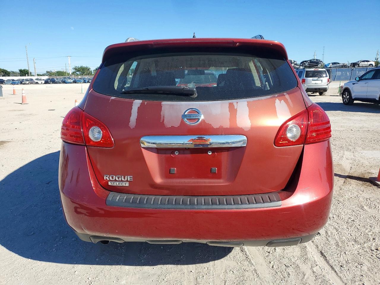 2014 NISSAN ROGUE