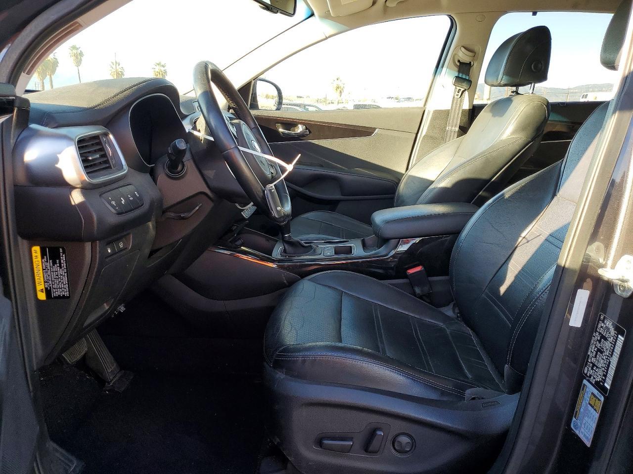 2017 KIA SORENTO