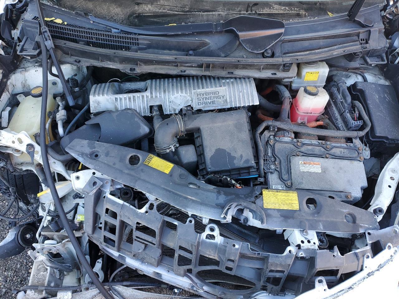 2011 TOYOTA PRIUS