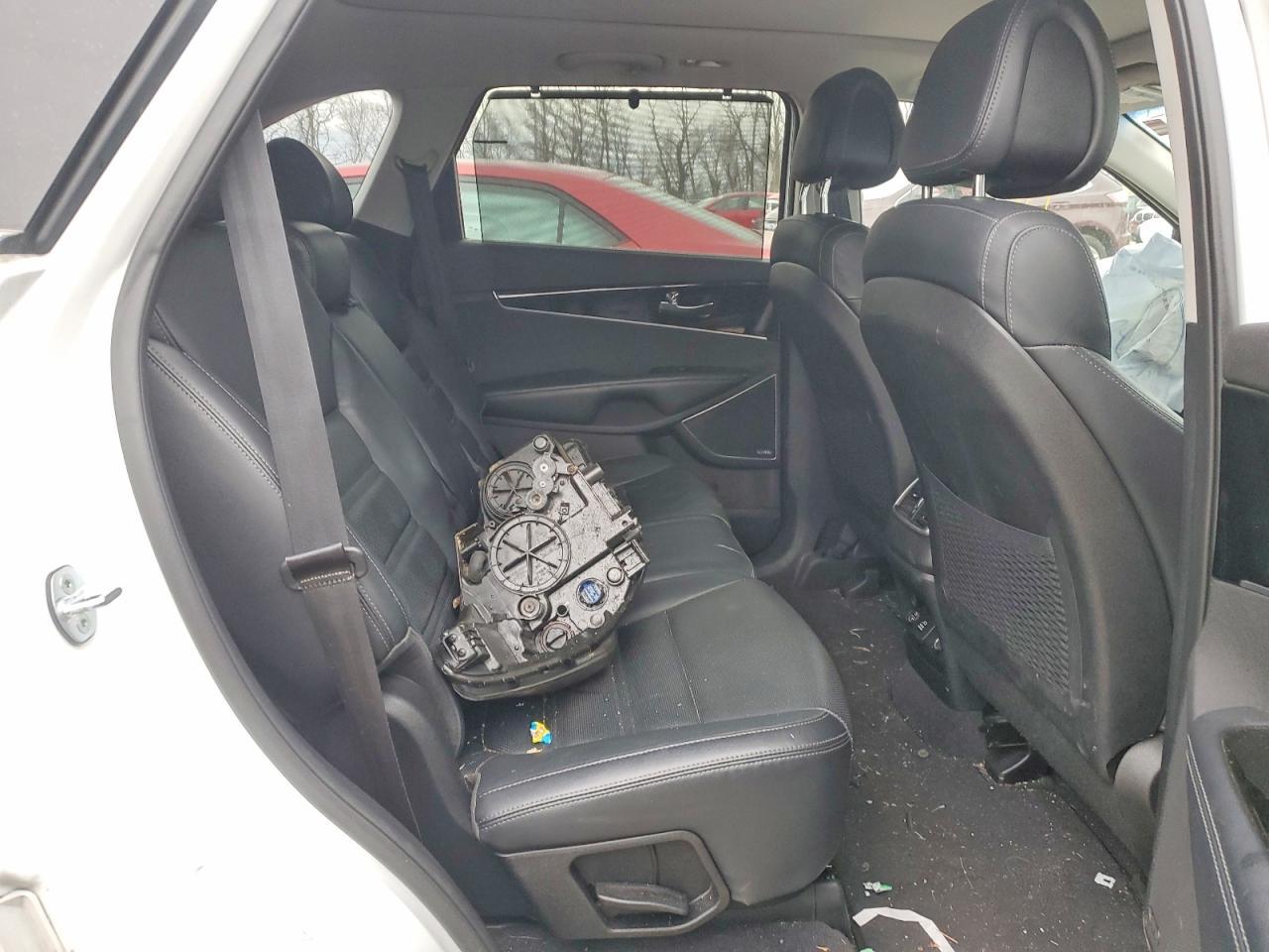 2016 KIA SORENTO
