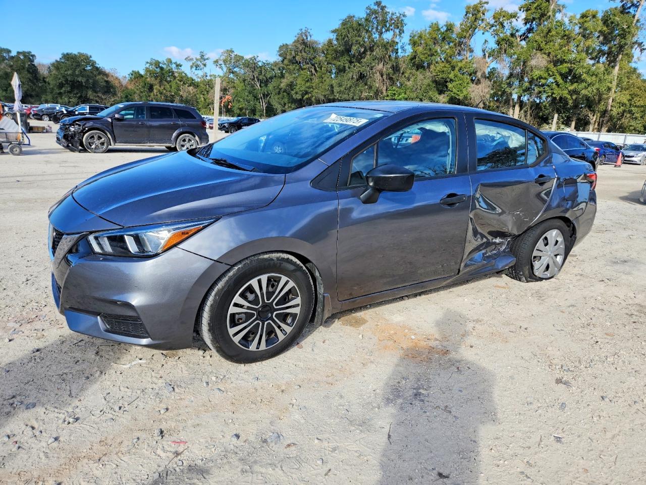 2020 NISSAN VERSA