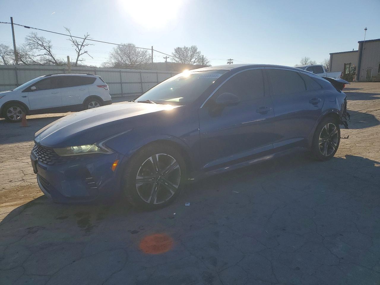 2022 KIA K5