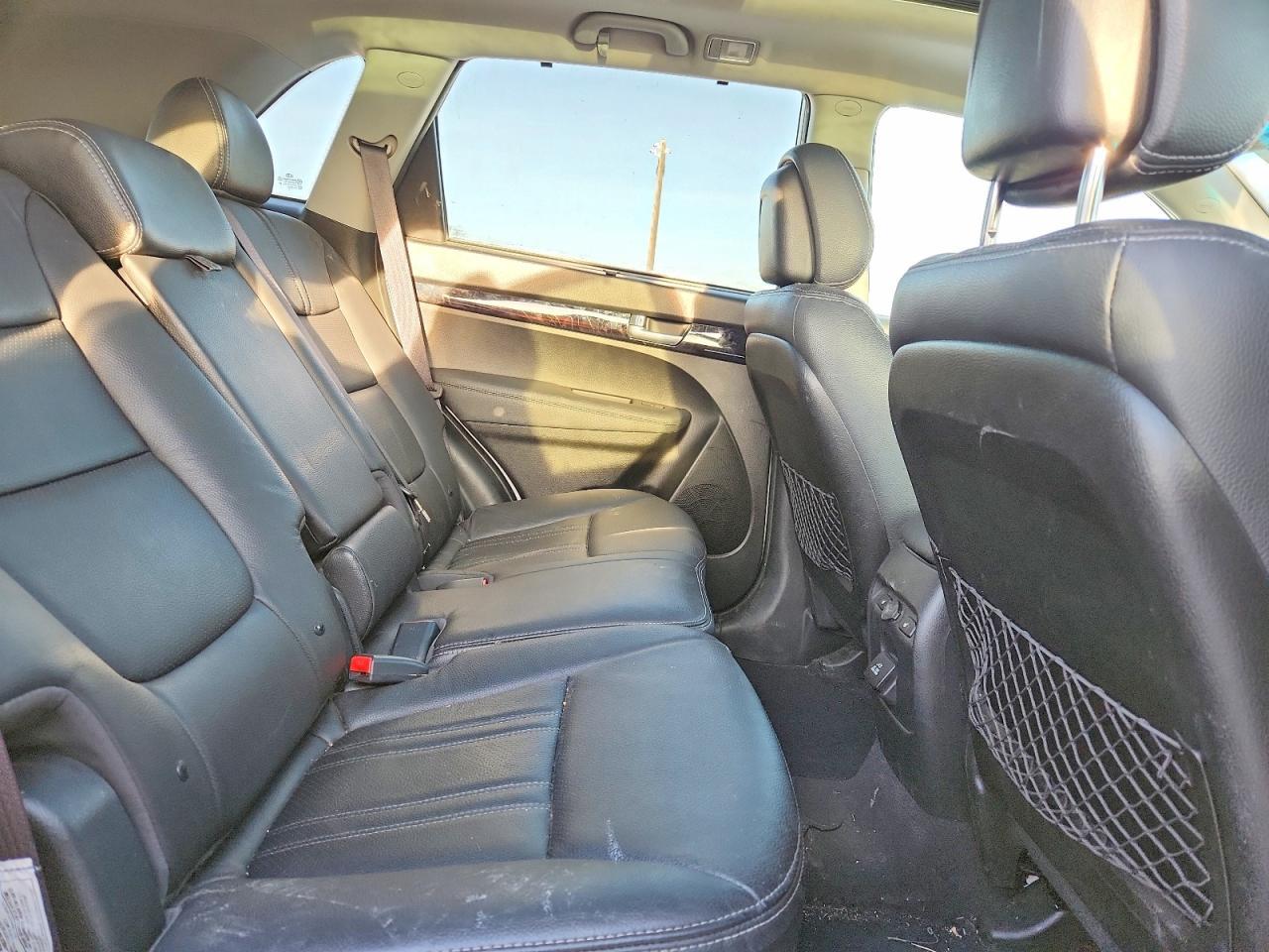 2014 KIA SORENTO