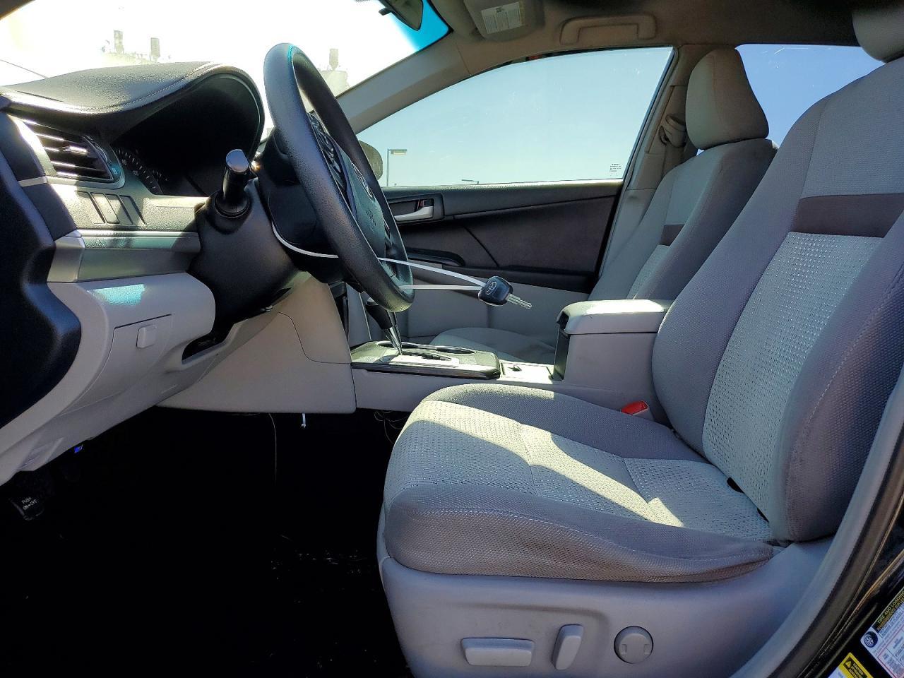 2012 TOYOTA CAMRY