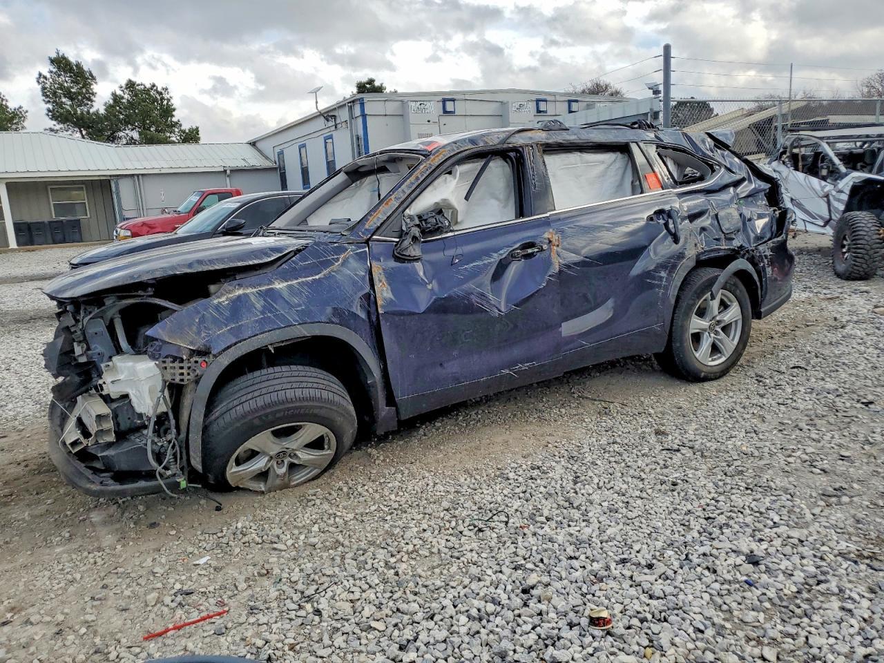 2021 TOYOTA HIGHLANDER