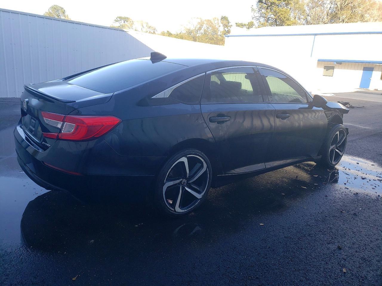 2018 HONDA ACCORD