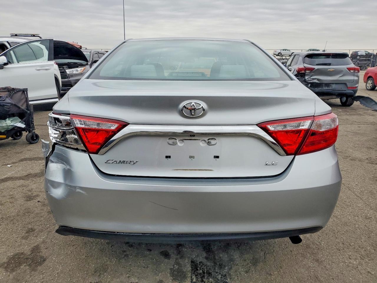 2015 TOYOTA CAMRY