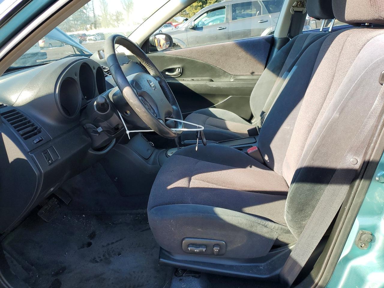 2002 NISSAN ALTIMA