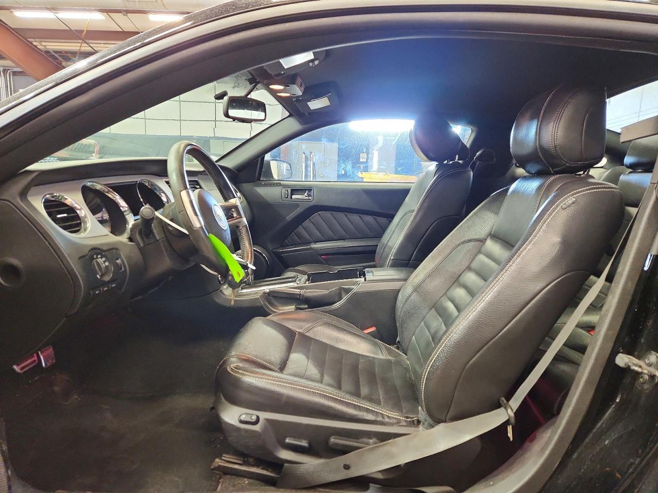 2012 FORD MUSTANG