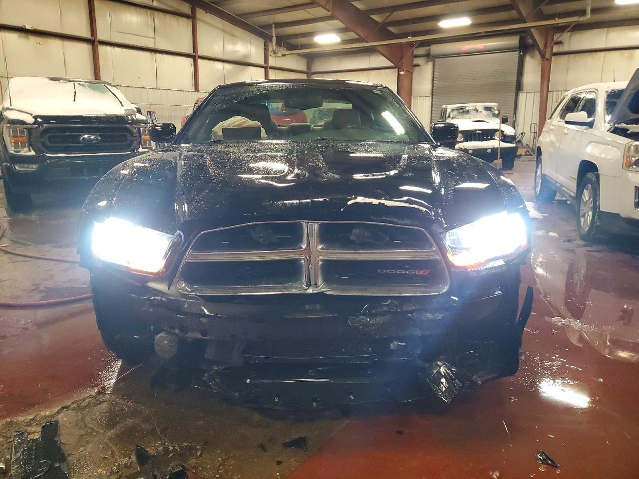 2013 DODGE CHARGER