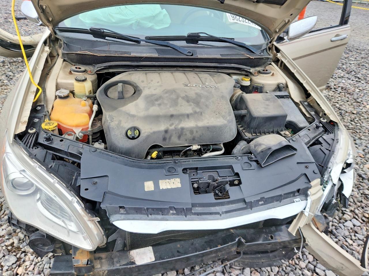 2014 CHRYSLER 200
