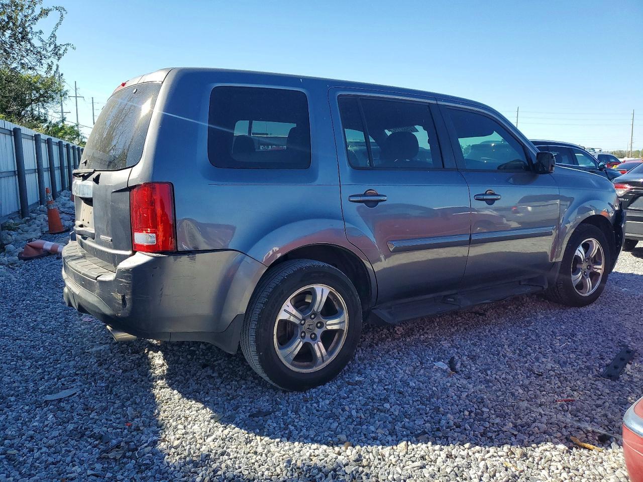 2015 HONDA PILOT