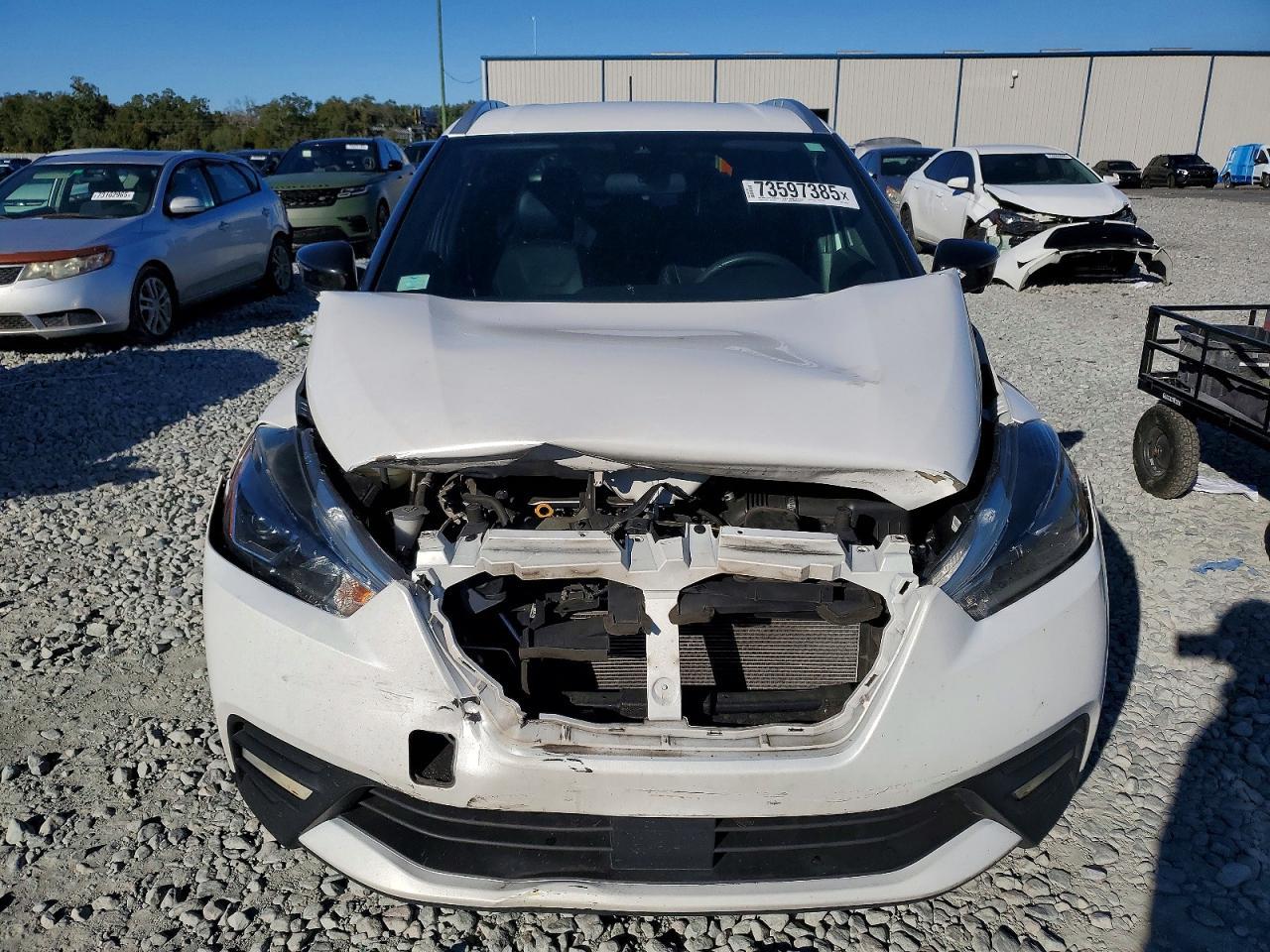 2020 NISSAN KICKS