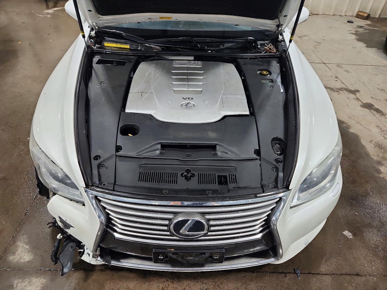 2013 LEXUS LS 460