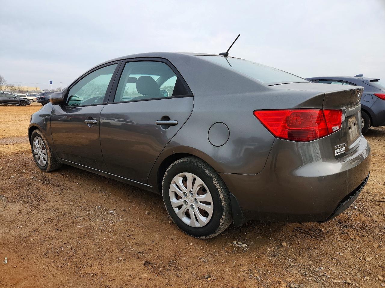 2013 KIA FORTE