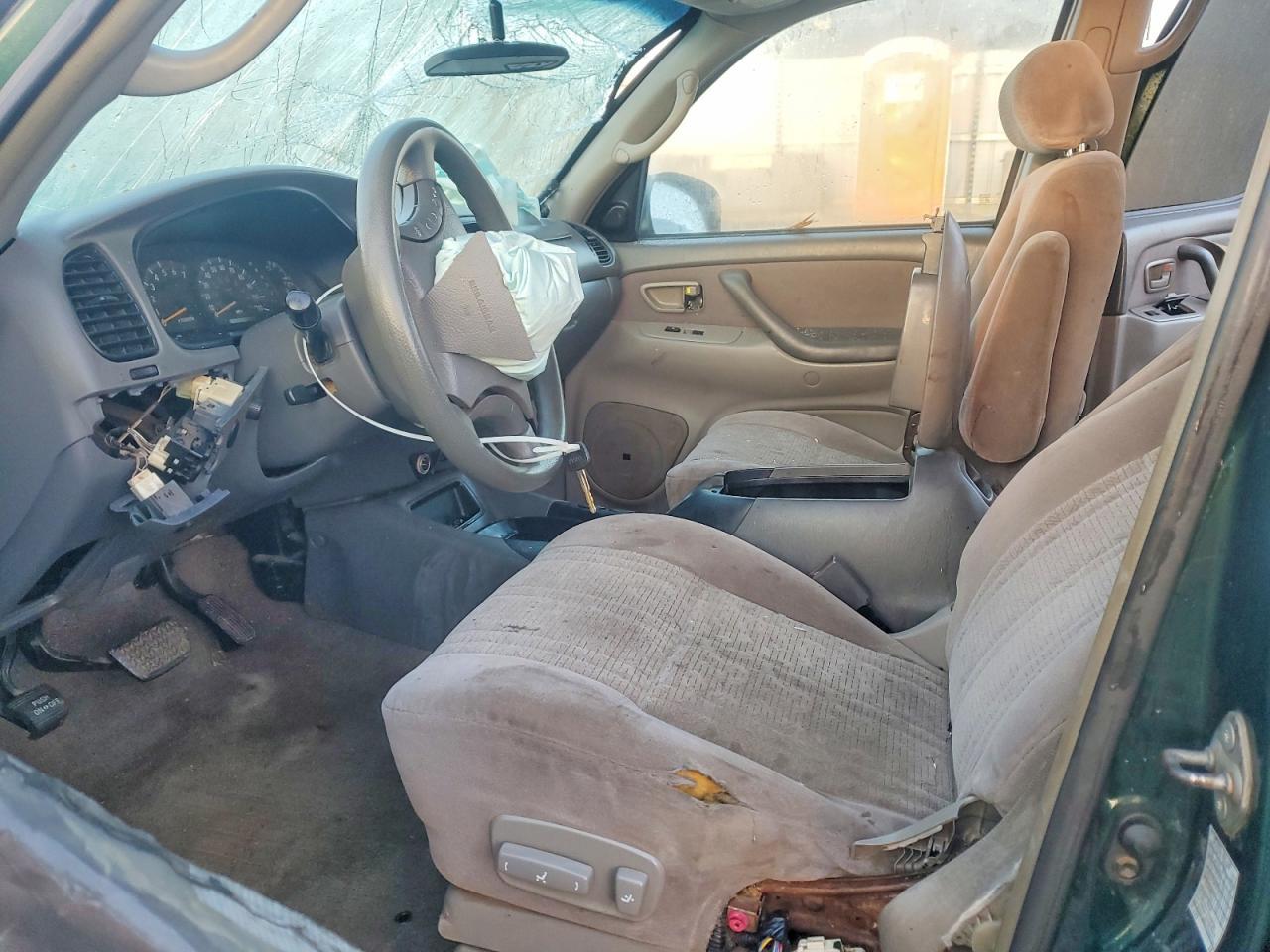 2004 TOYOTA TUNDRA