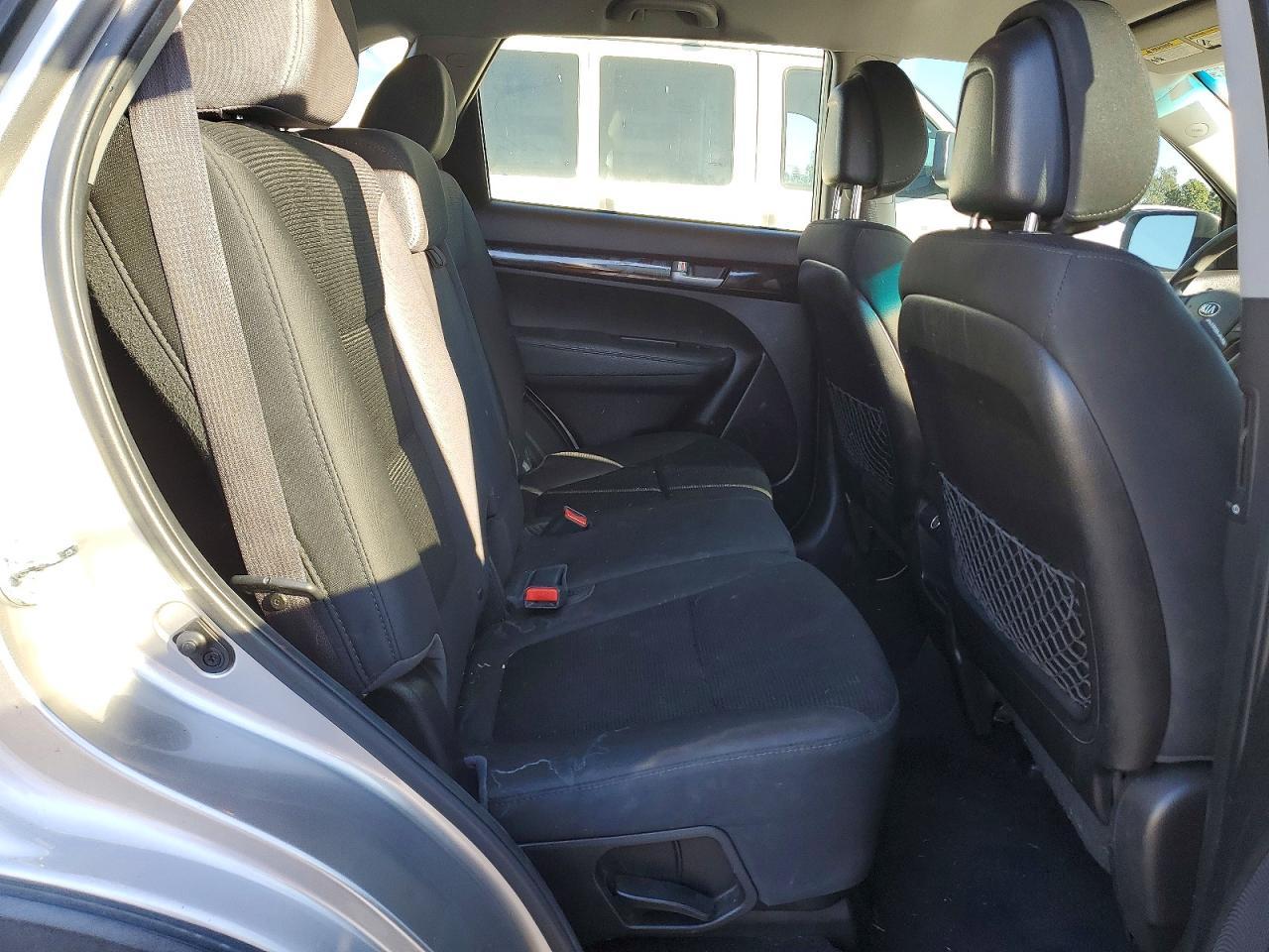 2015 KIA SORENTO