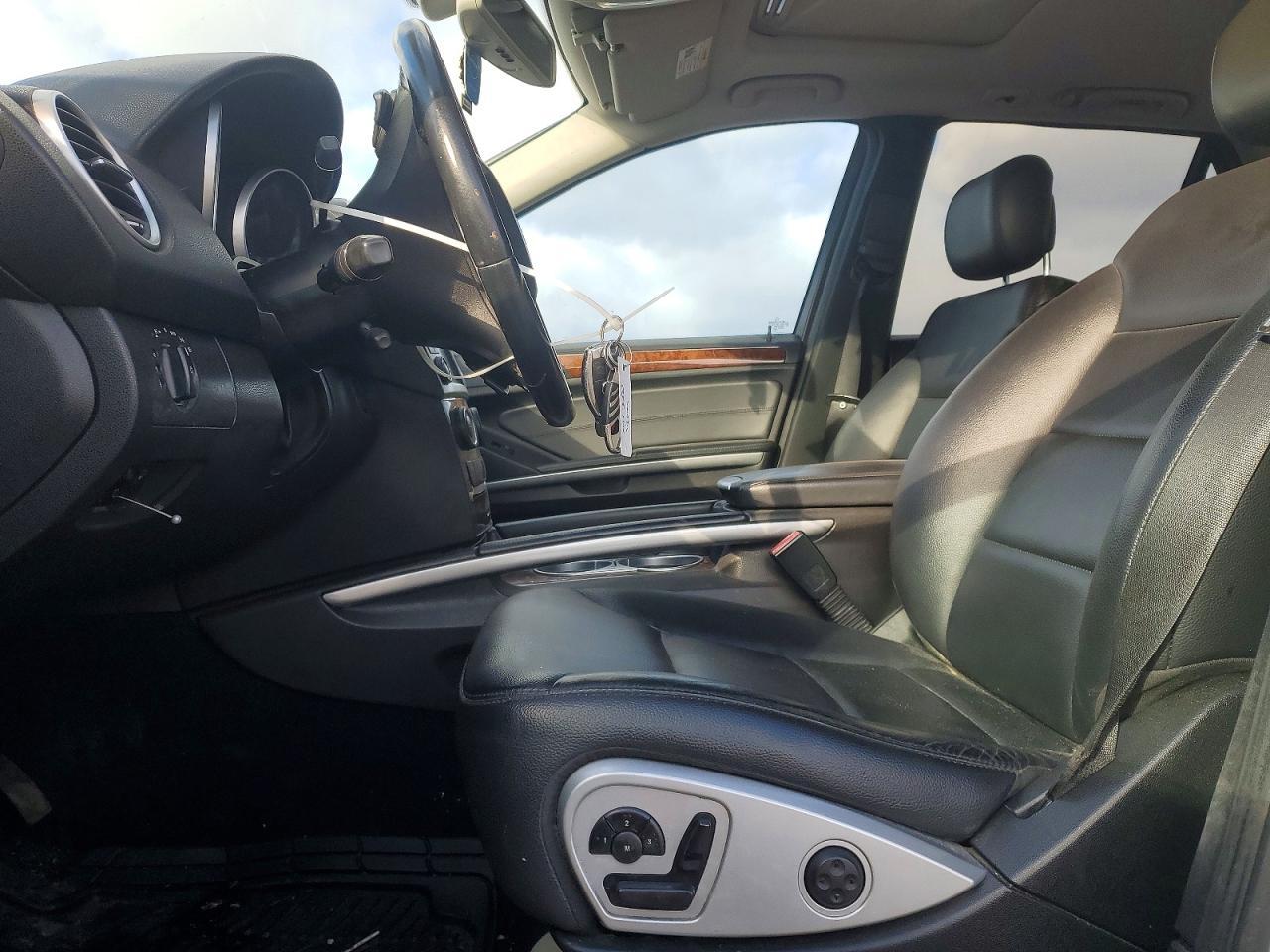 2011 MERCEDES-BENZ ML-Class