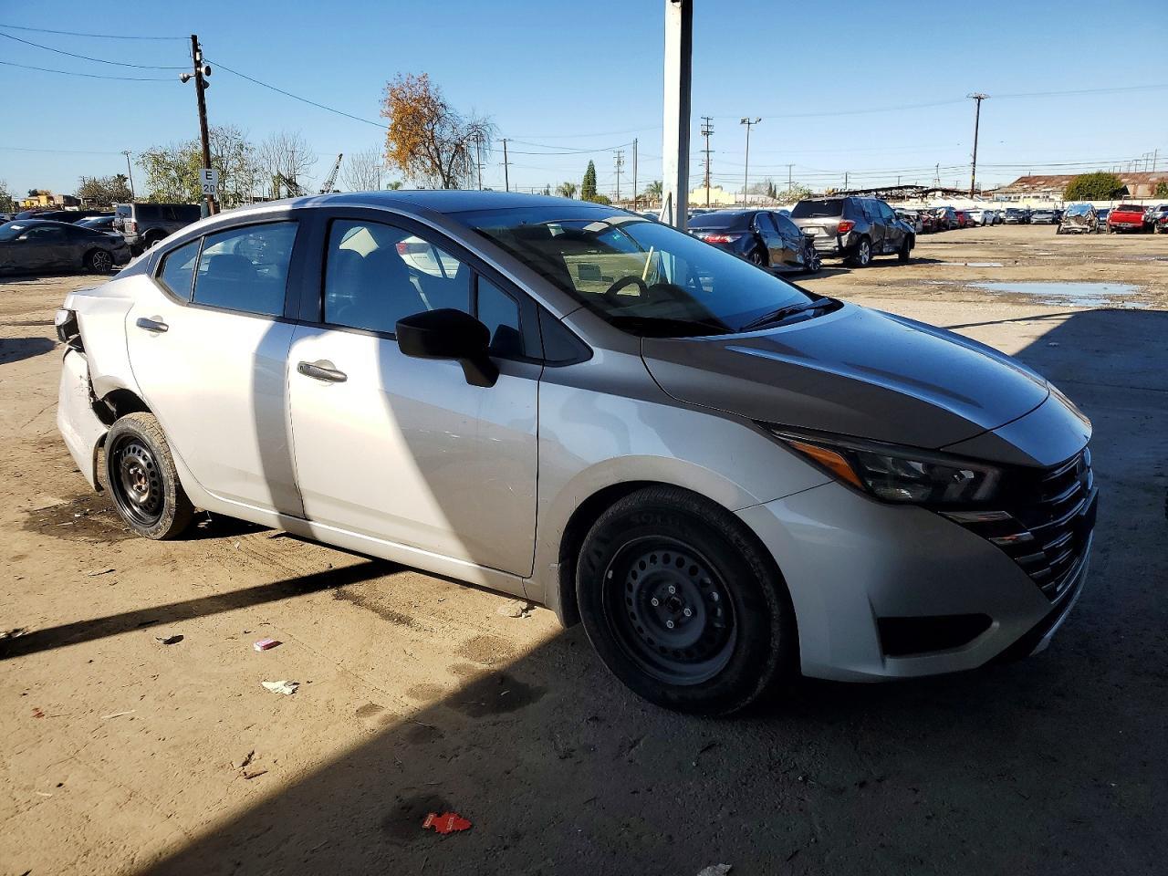 2025 NISSAN VERSA