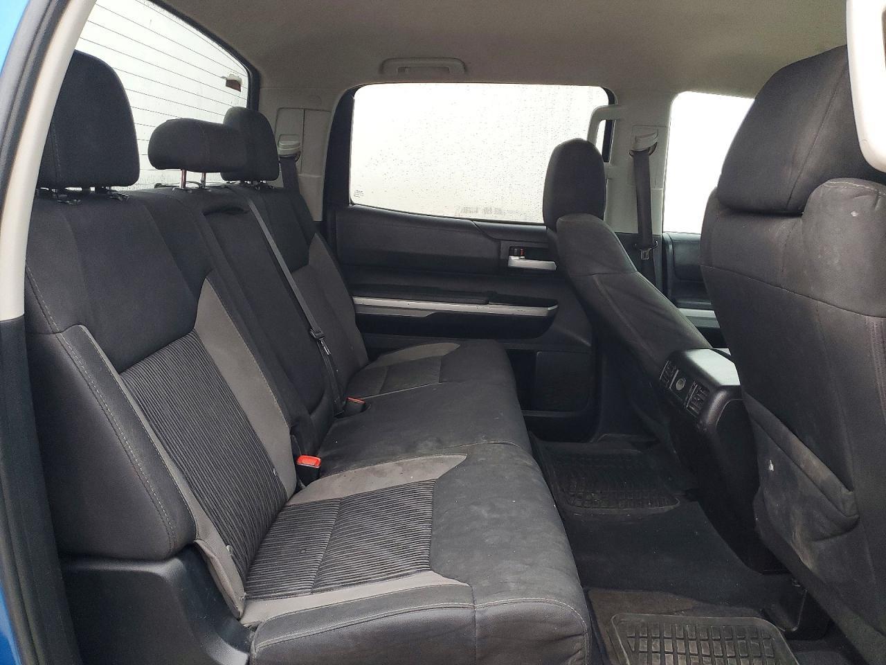 2016 TOYOTA TUNDRA