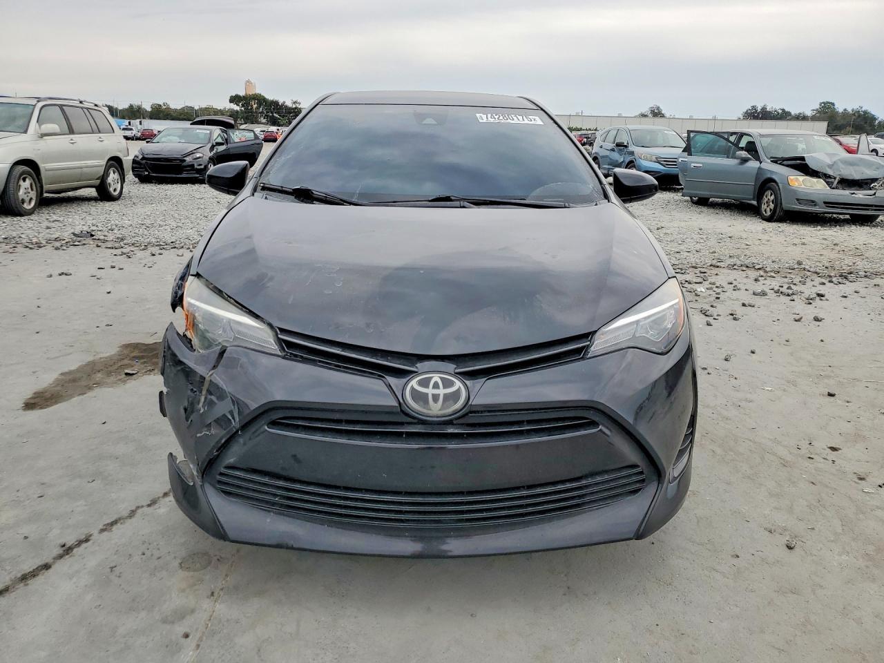 2017 TOYOTA COROLLA