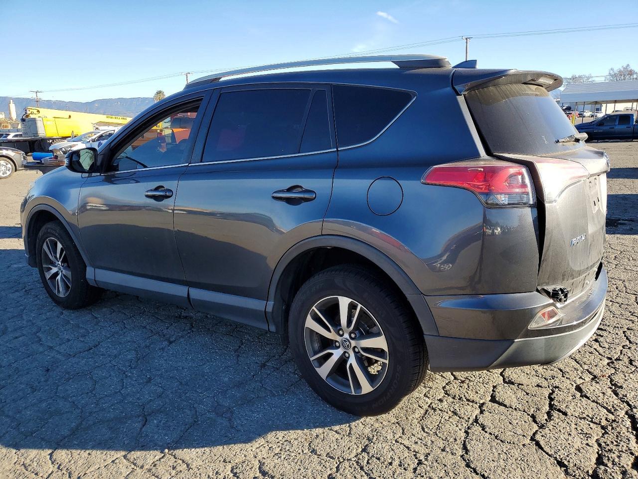 2018 TOYOTA RAV4