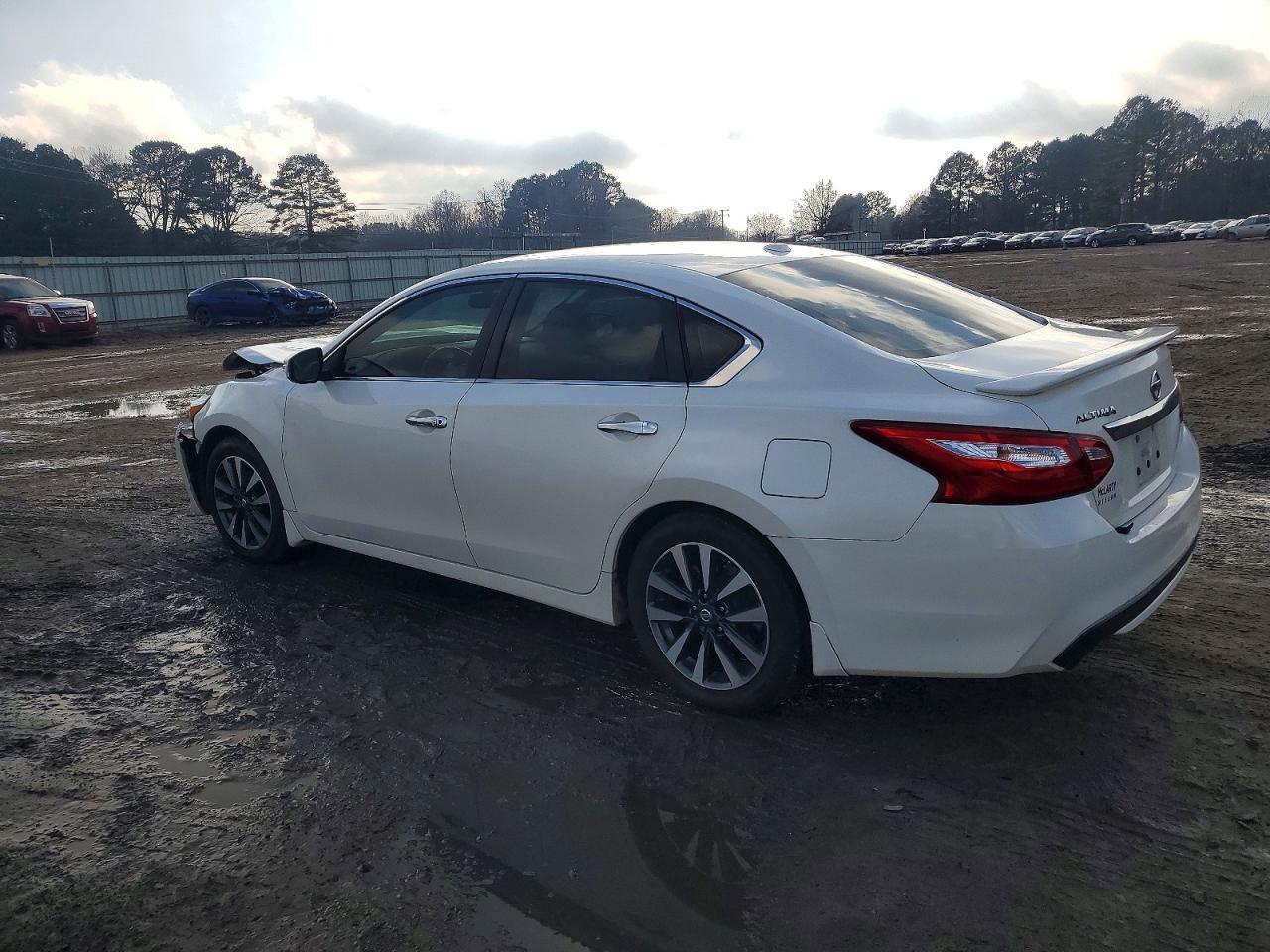 2017 NISSAN ALTIMA