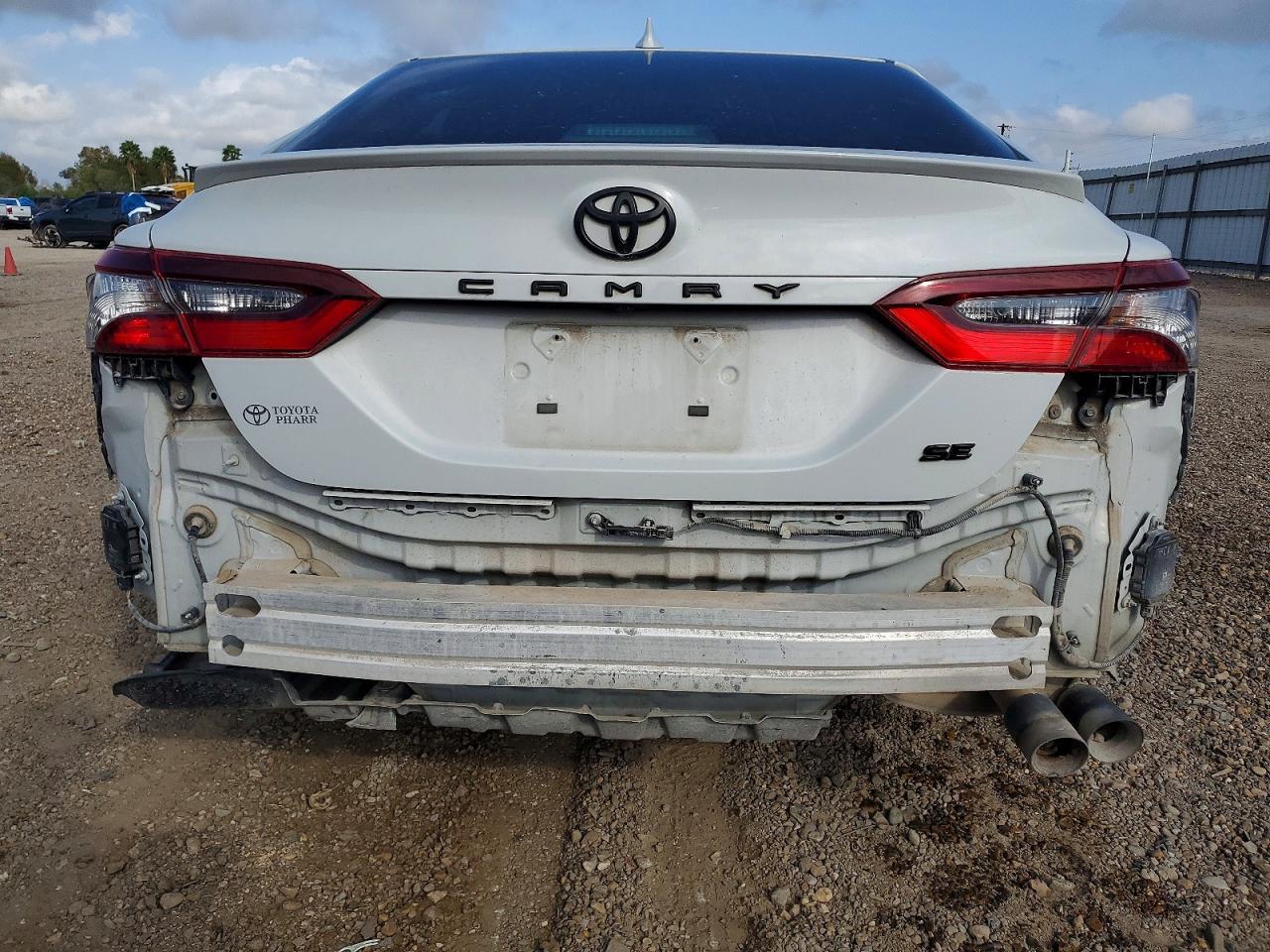 2022 TOYOTA CAMRY