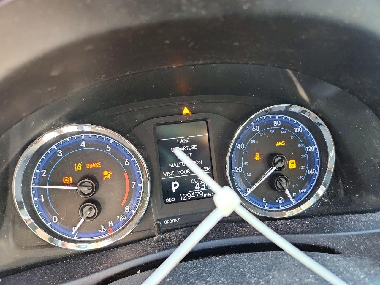 2019 TOYOTA COROLLA