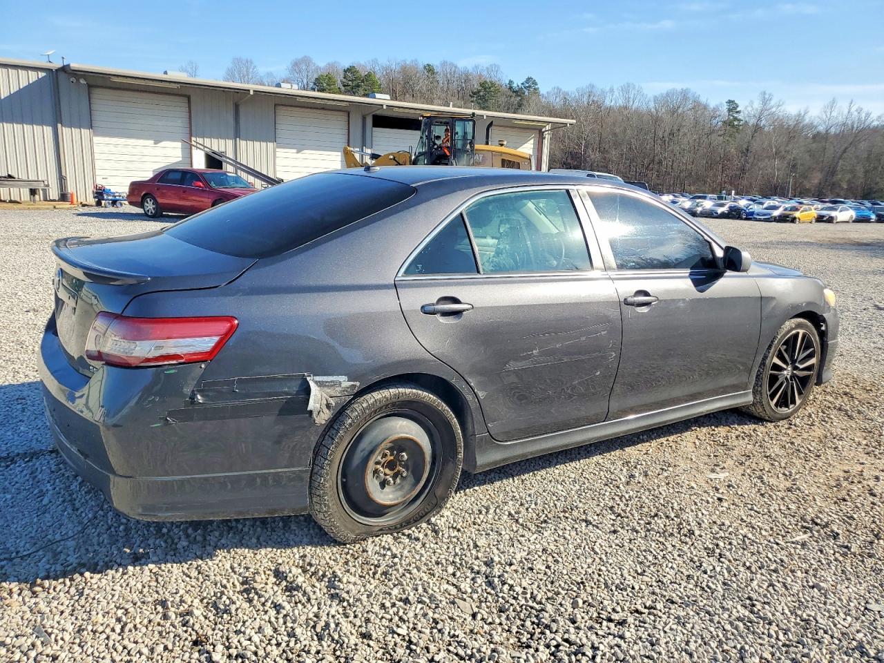 2011 TOYOTA CAMRY