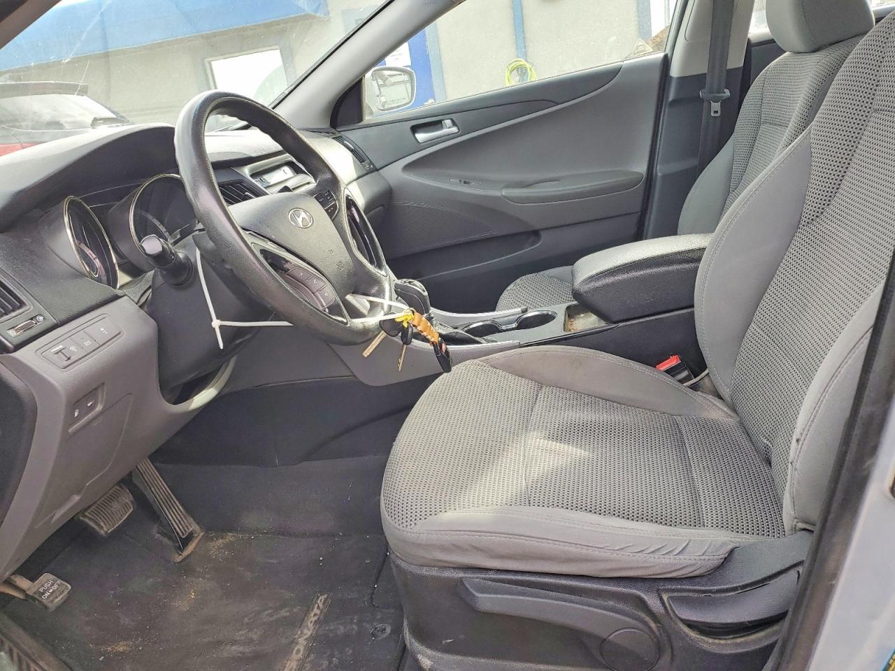 2012 HYUNDAI SONATA