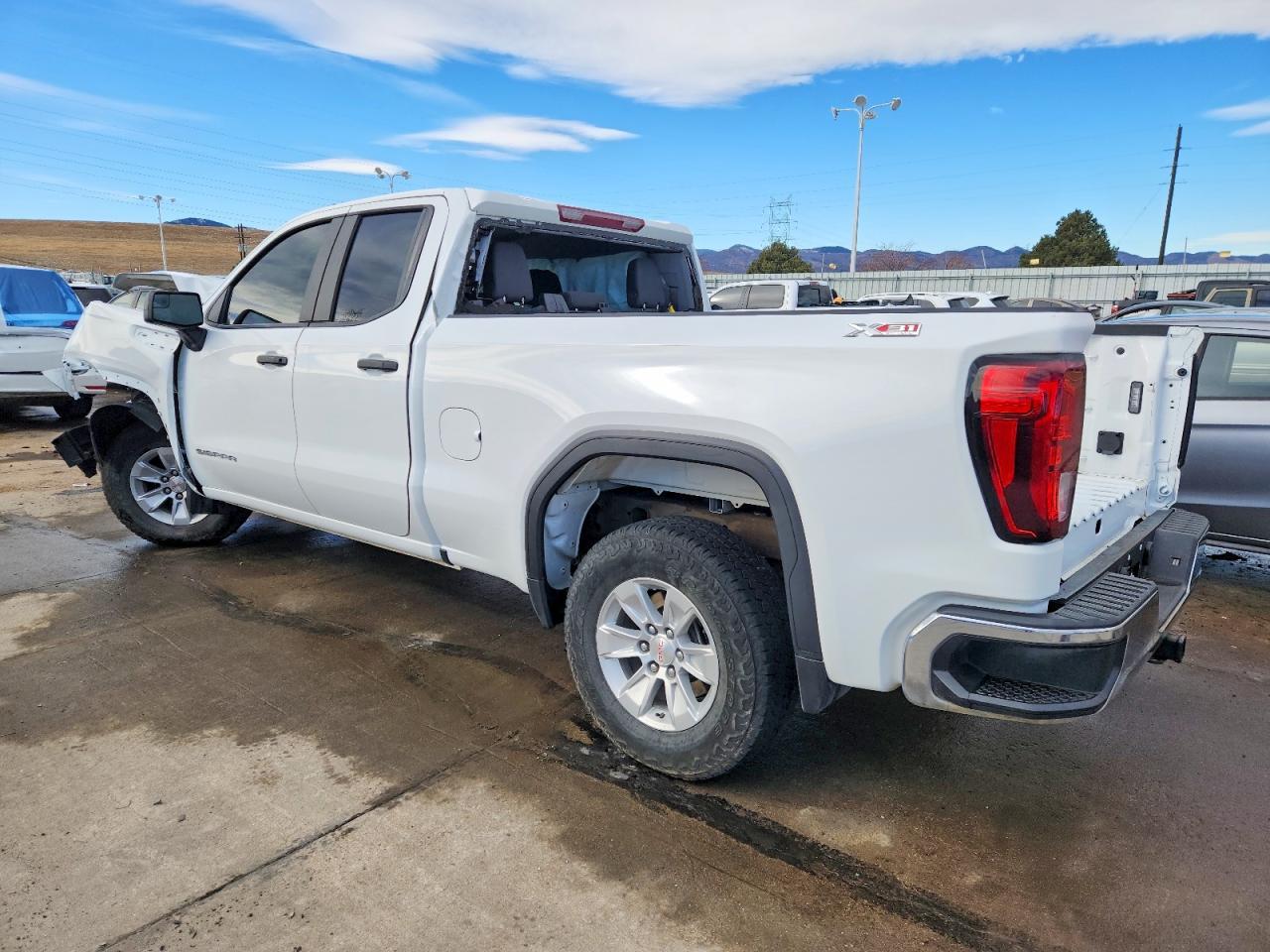2025 GMC Sierra