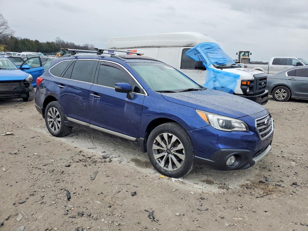 2017 SUBARU Outback