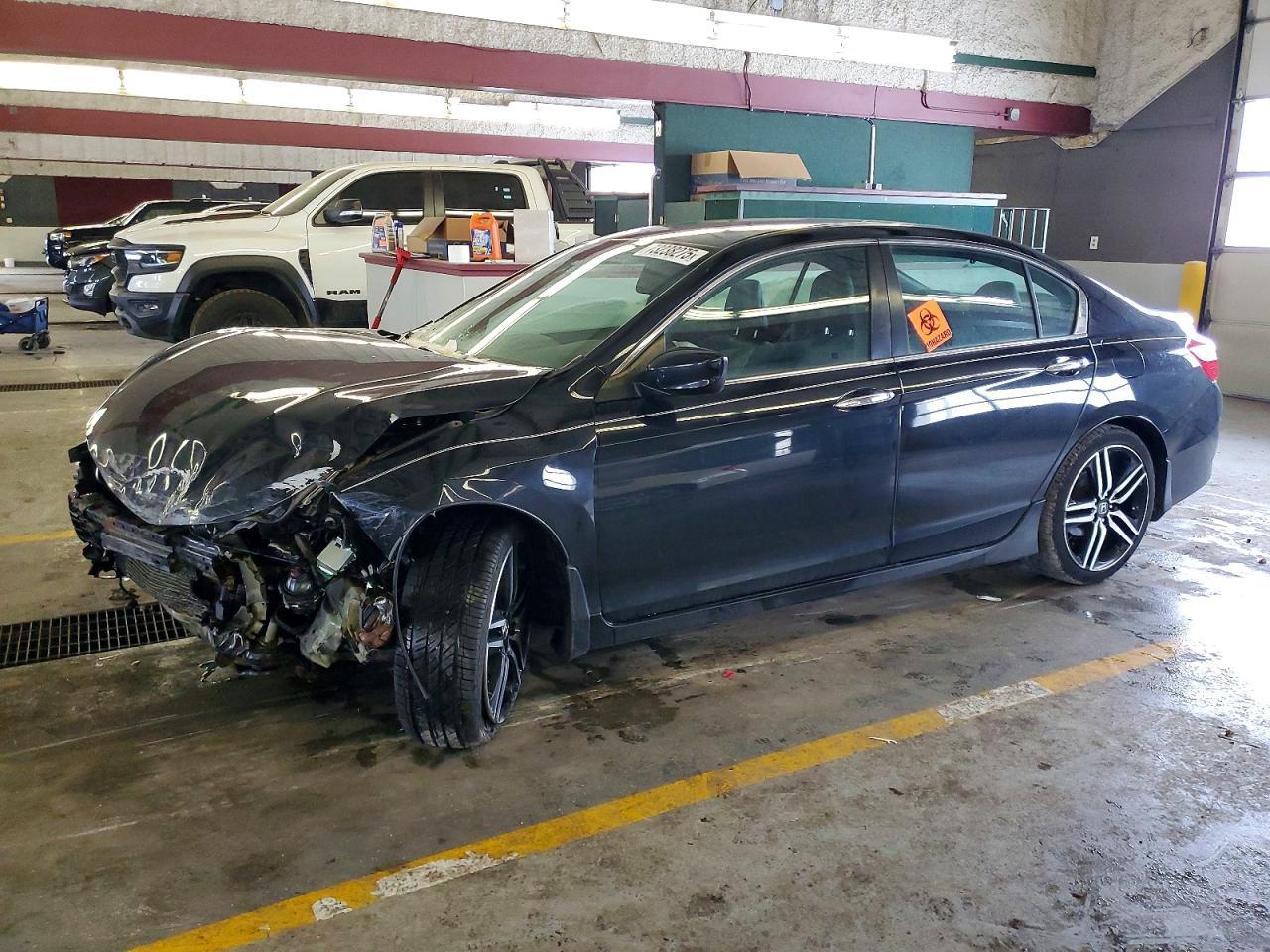 2017 HONDA ACCORD