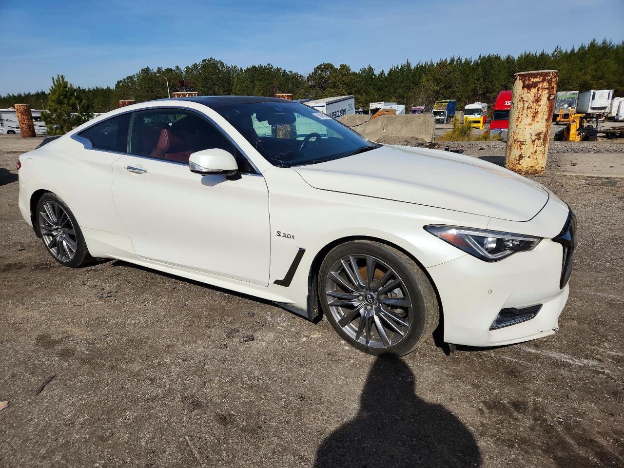 2017 INFINITI Q60
